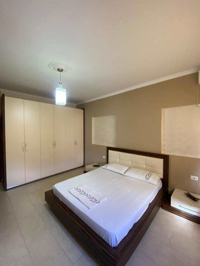 Appartamento Marina House Vlorë Esterno foto